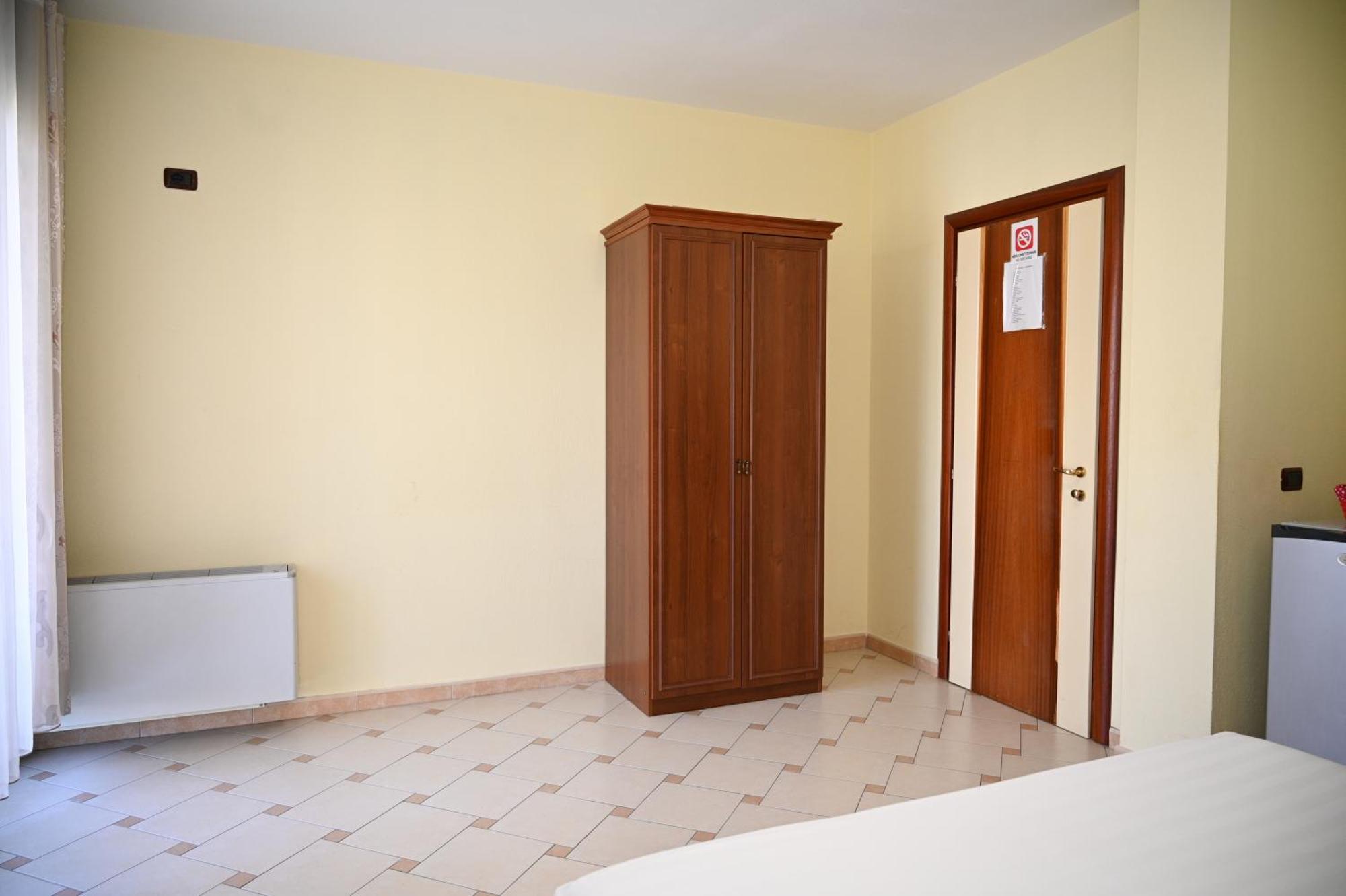 Hotel Vila Emes Драч Стая снимка