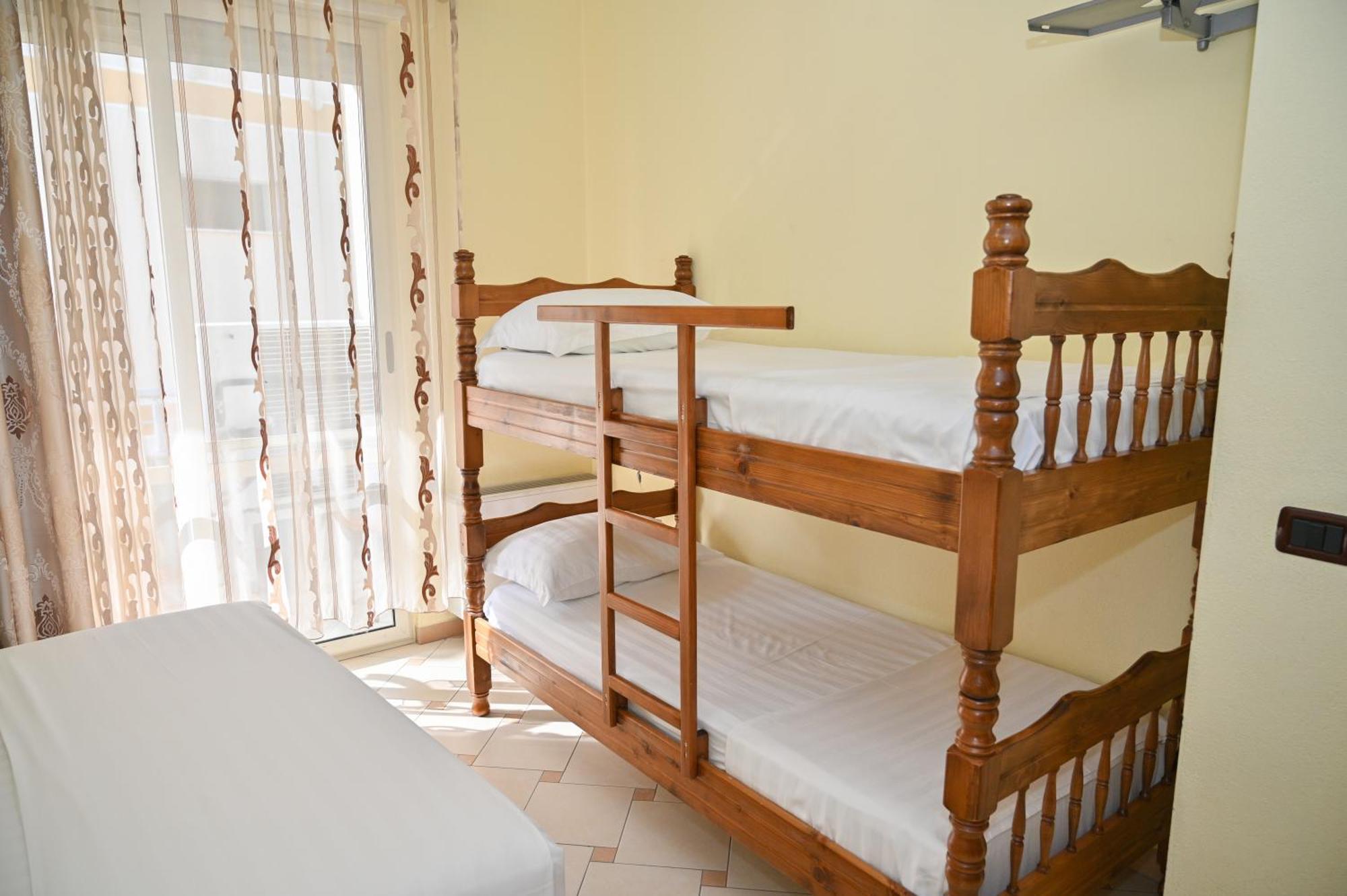 Hotel Vila Emes Драч Стая снимка