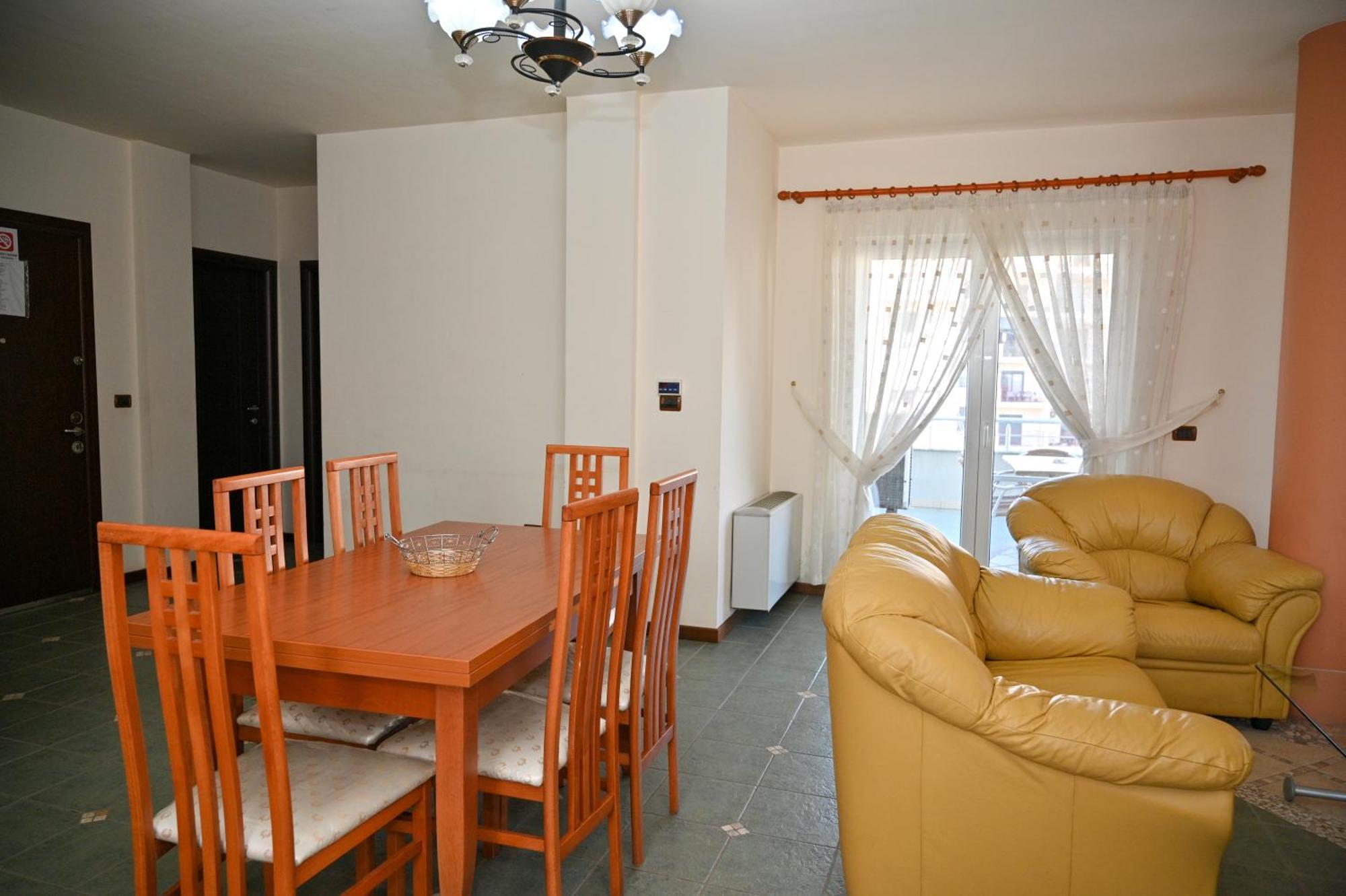Hotel Vila Emes Драч Екстериор снимка