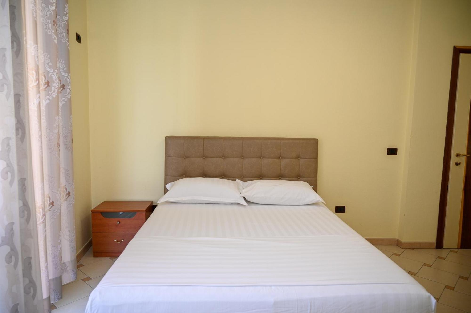 Hotel Vila Emes Драч Стая снимка