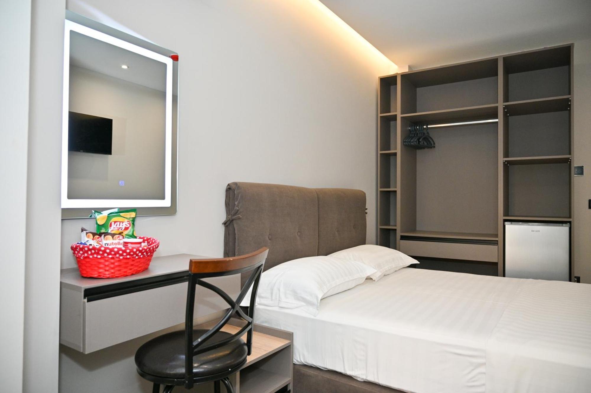 Hotel Vila Emes Драч Екстериор снимка