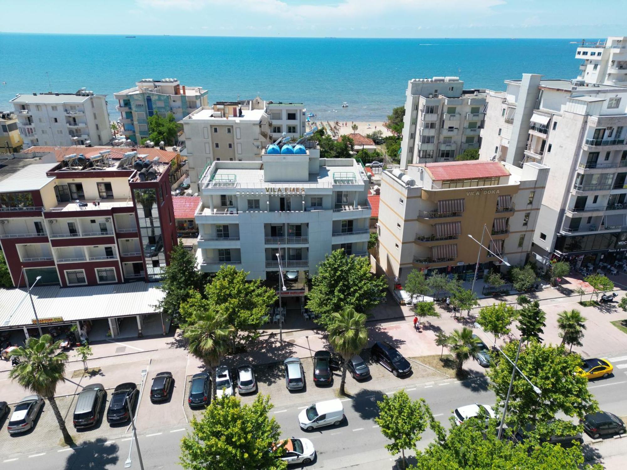 Hotel Vila Emes Драч Екстериор снимка